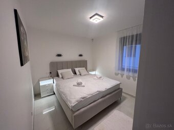 Luxusný 3-izbový apartmán Chorvátsko- Vodice, 180m od pláže - 10