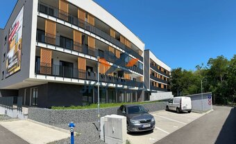 JKVreal ponúka na predaj rozľahlý 2-izbový byt (68,95 m²) v - 10