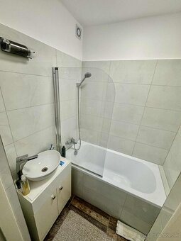 Predám moderný 4i dom v lokalite Kolárovo - 10