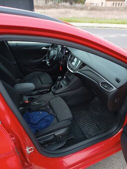 Opel Astra šport Tourer. 2016 1,6 100 kw - 10