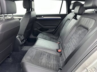 Passat Variant (Combi) GTE Elegance Full LED 160kW Virtual - 10