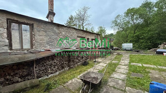 Chata so stavebným pozemkom, Sebedín - 10