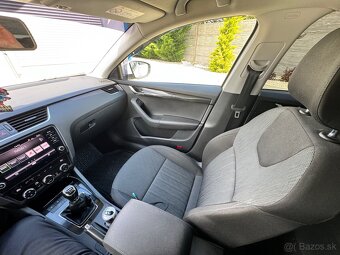Škoda Octavia Combi 1.5 TSI - 10