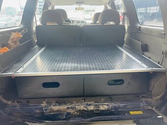 Nissan Patrol GR y61 2.8td 95kw wagon - 10