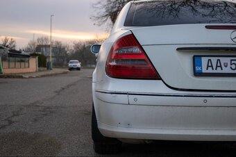 Mercedes-Benz E 320 Benzín 4x4  LPG - 10