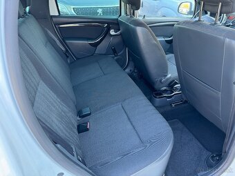 Dacia Duster 1.5 dci 4x4 - 10