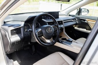 Lexus RX 450h Hybrid, 230kW (2023) - 10