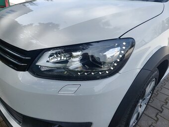 VOLKSWAGEN TOURAN CROSS 2,0TDI 103KW - 10