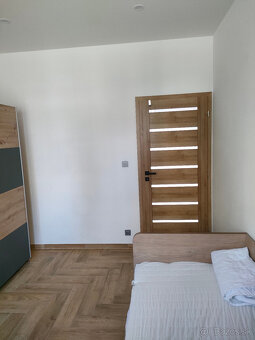 Prenajmem 3i apartmán s terasou a parkovacím miestom - 10