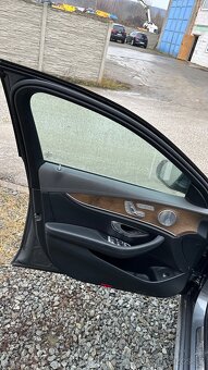 Mercedes-Benz E250 - 10