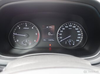 Hyundai i30 FB 1.6CRDi 100kW TAŽNÉ ČR 1MAJITEL SERVISKA - 10