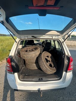 Opel Zafira 2008 r - 10