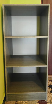 PRAKTICKÉ ŠTÝLOVÉ REGÁLY - 10