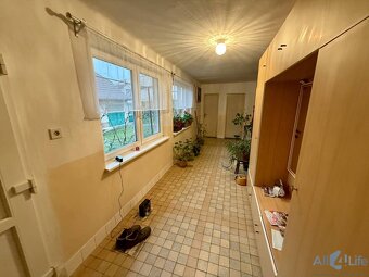 Rodinný dom s veľkým pozemkom 3.933m2 - bývanie alebo invest - 10