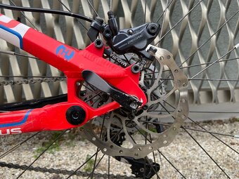 Celoodpružený horský bicykel Focus Super Bud 1.0 Pro 26" M - 10