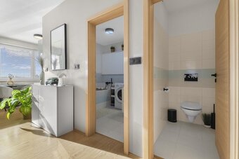 Priestranný, luxusne zariadený 2 izbový byt, prenájom – Brat - 10