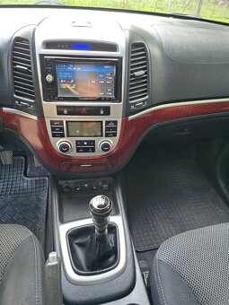 Hyundai SantaFe 2.2 CRDi 4WD - 10