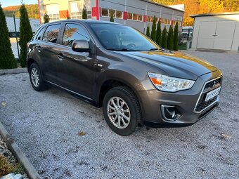 Mitsubishi ASX 2.2 DI-D Instyle+ 4x4 - 10