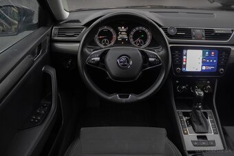 Škoda Superb Combi - 10