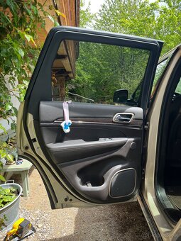 JEEP GRAND CHEROKKE - 10
