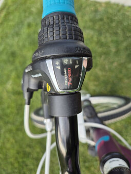 Genesis Melissa 20'' - 10