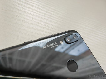 Huawei Nova 3 4/128 Gb - 10