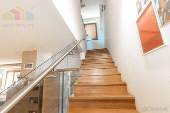 Na predaj krásny 3-izbový rodinný dom, 249 m², Vajnory - 10