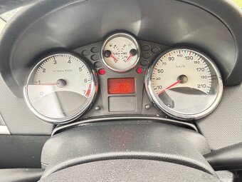 Peugeot 207 CC C A B R I O 1,6I - 10
