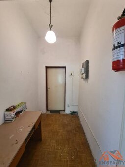 Na predaj budova na rôzne účely Moča - 10