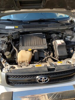 Toyota Rav4 2.0 D4D 4x4 - 10