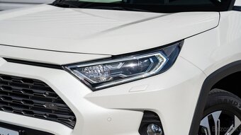 Toyota RAV4 2.0 benzín 4x4 129kW, Automat, rv 2020 - 10
