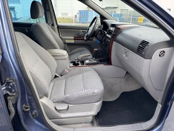 Kia Sorento 2.5 CRDI nová STK - 10