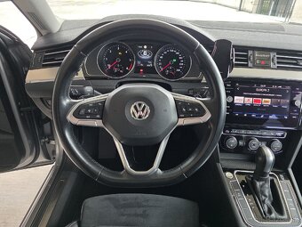 Volkswagen Passat Variant 2.0 TDI EVO Elegance DSG - 10