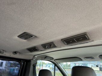 Prodám Opel Vivaro 2.5 CDTi, 107kw. Komisní prodej. - 10