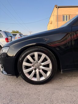 Audi A4 B8 Sedan 1.8 TFSI S-Line = 118kW, Benzin, Top Stav= - 10