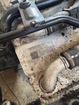 Rozpredam motor 1.6tdi 77kW CLHA CLHB - 10