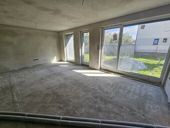 A09-Novostavba 4 izb.domu s garážou,287 m2 - Bitarová - 10