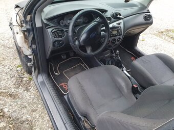 Ford focus mk1 - 10