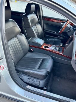 VW PHAETON 4.2 V8 4Motion - 10