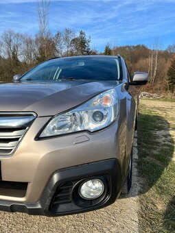Subaru Outback 2.5i CVT LPG - 10