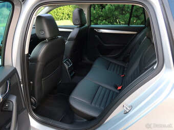 Škoda Octavia Combi 2.0 TDI DSG 2017 Style Xenon Navi Kessy - 10