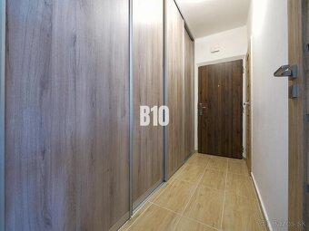 Príjemný 3i byt 76m2 s balkónom, loggiou a pivnicou v Trenčí - 10