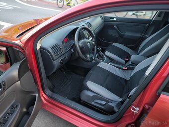 Volkswagen Golf 5 77kw rok 2007 - 10