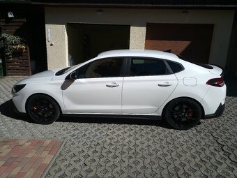 Hyundai i30N Fastback - 10