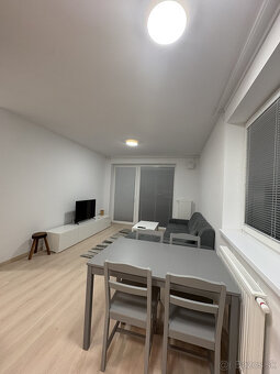 PRENÁJOM 2-izboveho bytu v Novostavbe - Biely Kostol - 10