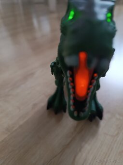 Interaktívny dinosaurus - 10