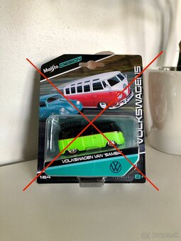 Automodely 1:64 - 10