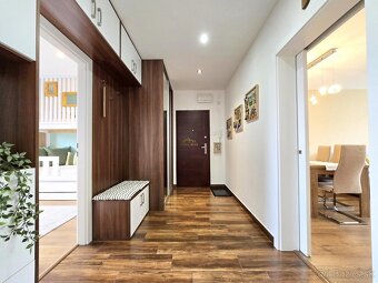 Nadštandardný 3-izb byt 79m² + loggia + klíma, Starozagorská - 10