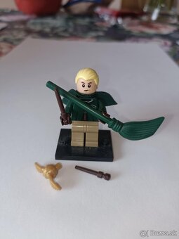 Minifigúrky LEGO - 10