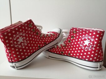CONVERSE bodkované - 10
